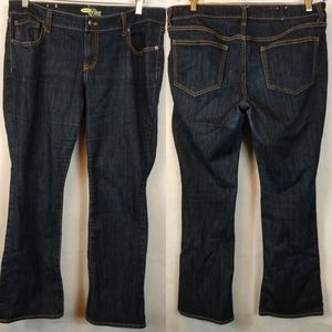 Old Navy the diva 14 short boot cut blue jeans